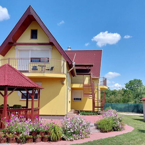 Akác Apartman Poroszló 