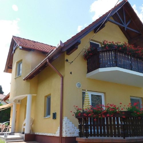 Tüskevár Vendégház Kaposvár 