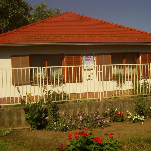 Akácvirág Vendégház Császártöltés 2 Akácvirág Vendégház Császártöltés