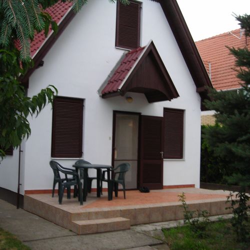 Alpesitetős Kiss Apartman Orosháza 