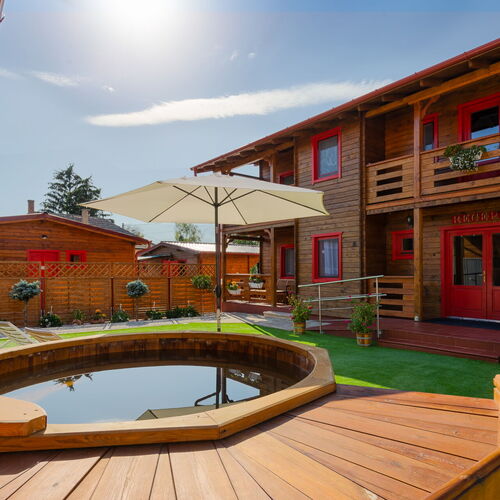 András Apartmanház A Poroszló*** 