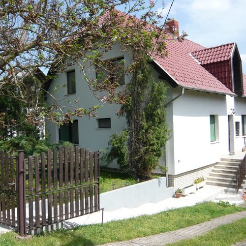 Andrea Apartman Alsópáhok 