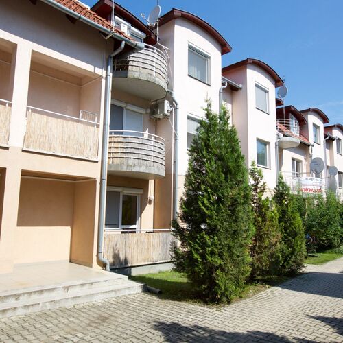 Beatrix Apartmanház Balatonrendes 