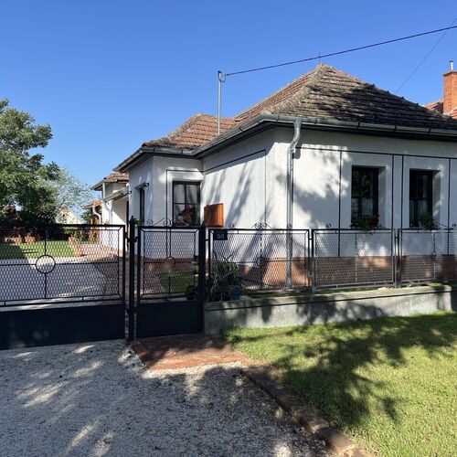 Annushka Apartman Sarud 