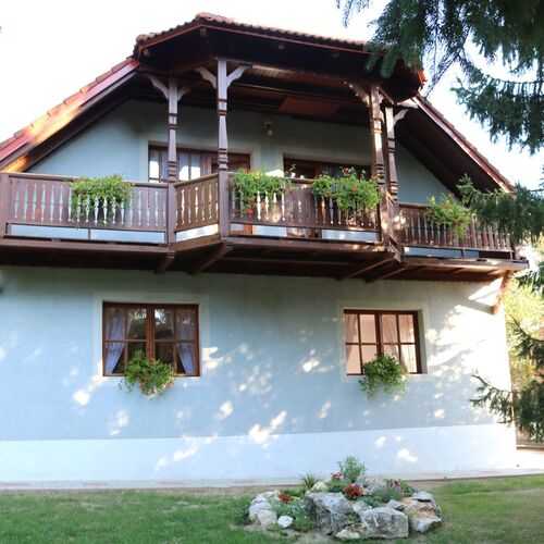 Hóvirág Vendégház Albertirsa 