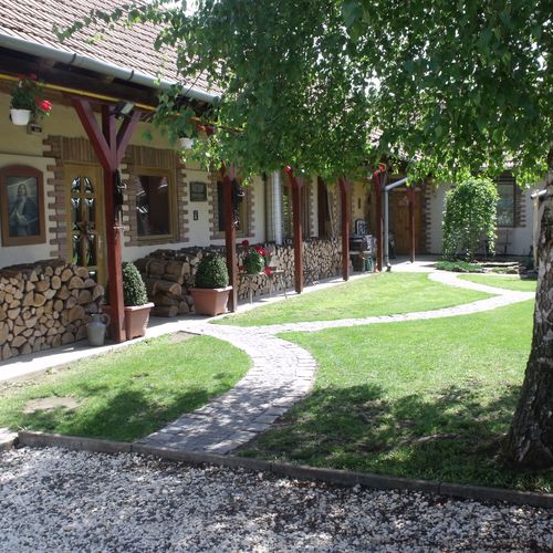 Hűs Udvar Vendégház Noszvaj 