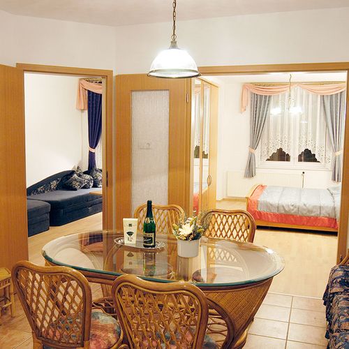 Azur & Smaragd Apartmanház Zalakaros 