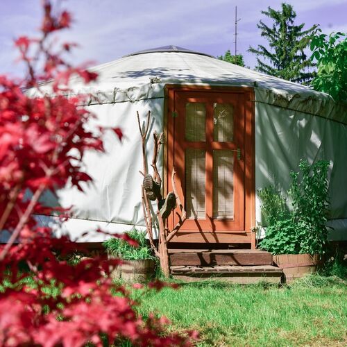 Bakonyi Tündöklő Jurta Bakonykúti 