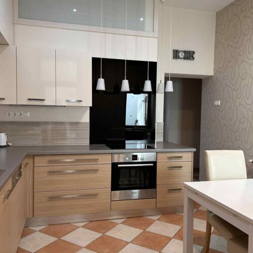 Juhar Apartman Kiskunhalas 