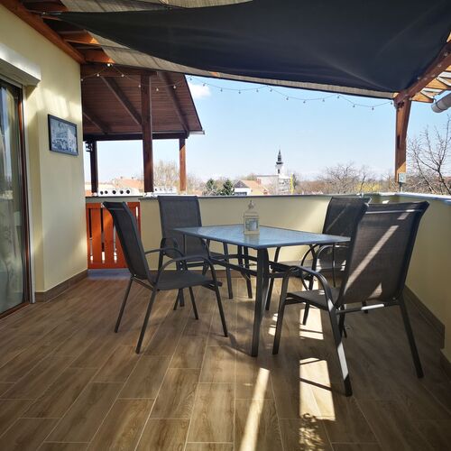 Belvárosi Terasz Apartman Gyula 