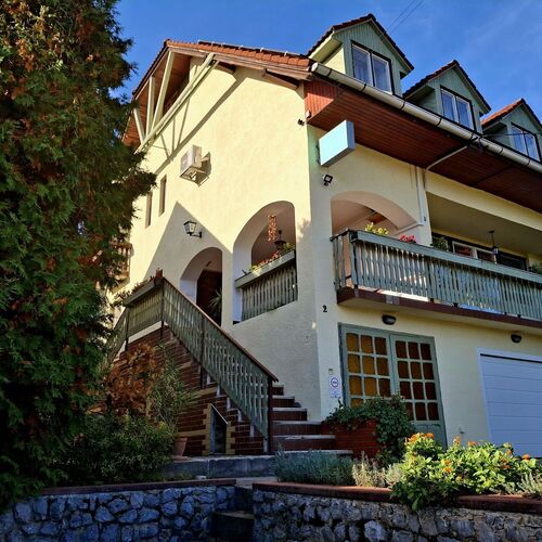 Sarokház Apartman Eger 