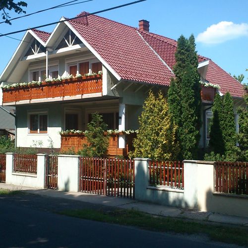 Bertalan Apartmanház Balatonföldvár 