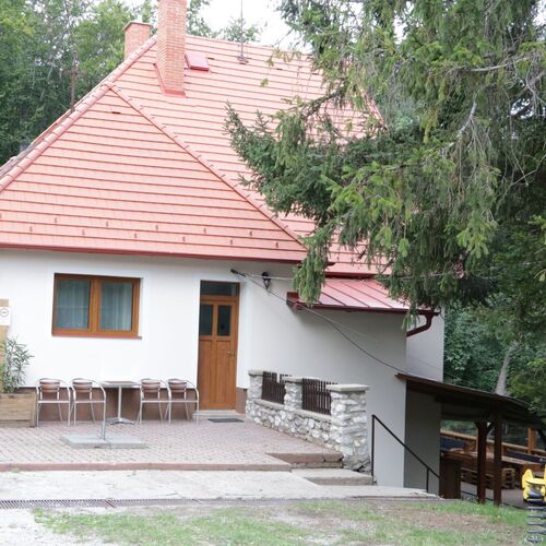 Borostyán Vendégház Répáshuta 