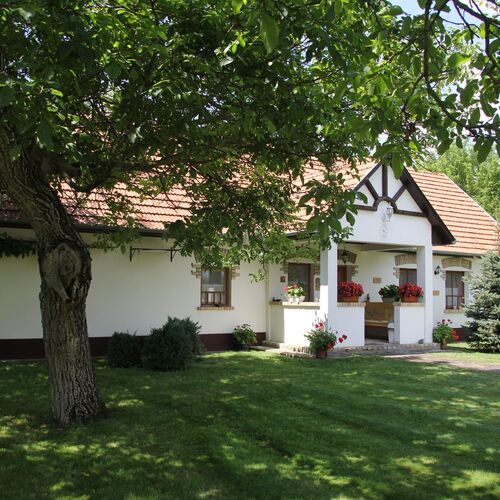 Cinege Vendégház Bugac 3 Cinege Vendégház Bugac