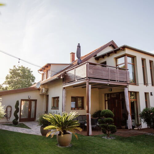 Csendeskert Wellness Apartmanok Balatonalmádi 