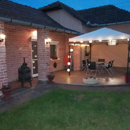 Csipkebogyó Vendégház Tiszafüred 