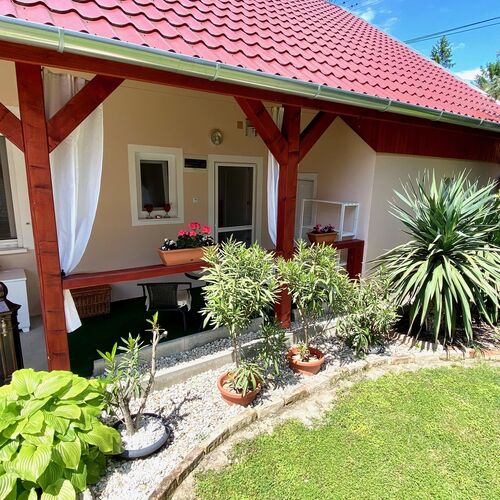 DO-TI Apartmanház Balatonlelle 2 DO-TI Apartmanház Balatonlelle