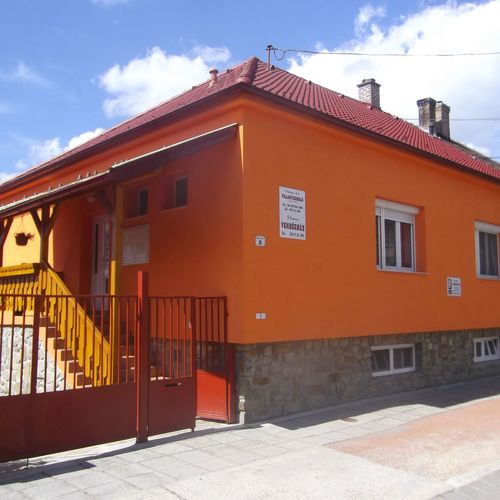 Velence Korzó Pihenőház Kápolnásnyék 