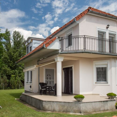 Hohl Üdülőház Balatonmáriafürdő 