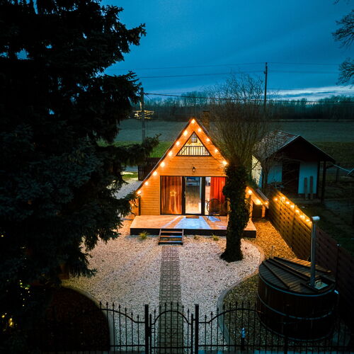 Liliom Apartman Dombóvár 