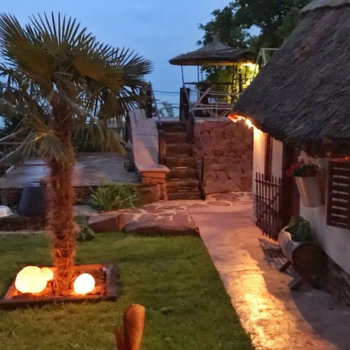 Egzotikus Kert 200 Éves Vendégház Balatonalmádi 2 Egzotikus Kert 200 Éves Vendégház Balatonalmádi