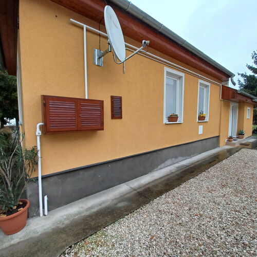 Eötvös Nyaraló Siófok 1 Eötvös Nyaraló Siófok