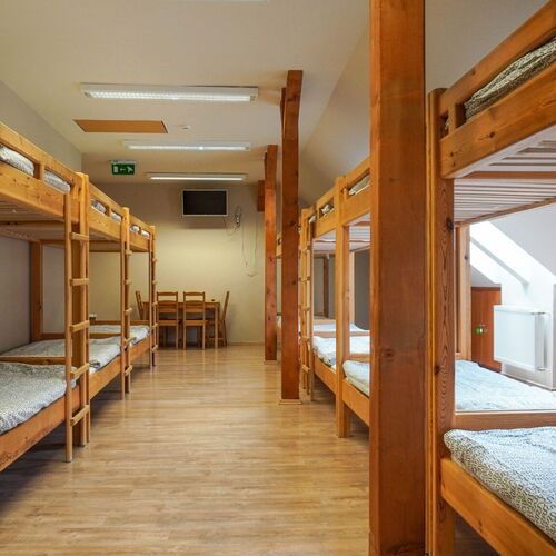 Erdei Óvoda és Iskola Komlóska 