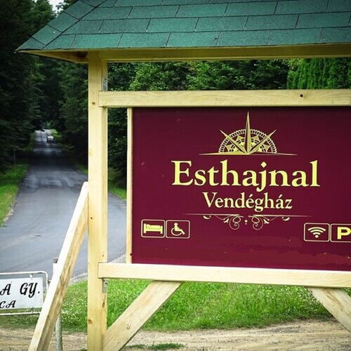 Esthajnal Vendégház Bázakerettye 