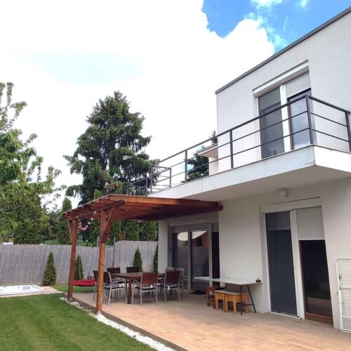 Lori & Cate Apartman Balatonakarattya 