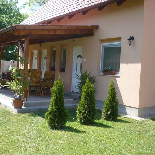 Eszter Apartmanház Hajdúszoboszló 2 Eszter Apartmanház Hajdúszoboszló