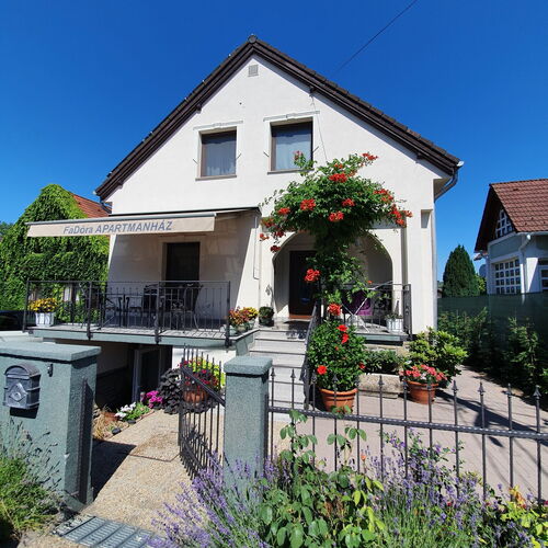 Avanti Apartmanház Balatonboglár 