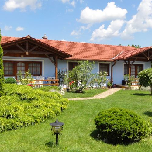 Familie Magyar Apartman Kék Ház Zalakaros  