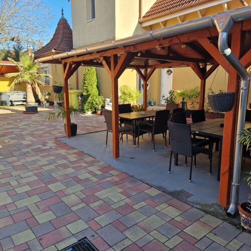 Farkas Apartmanok Balatonlelle 