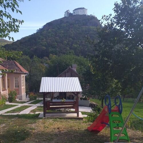 Farkas-lak Vendégház Füzér 