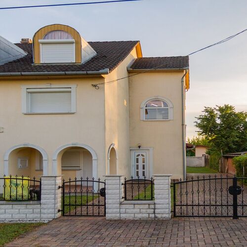 Fauszt Apartman Zamárdi 