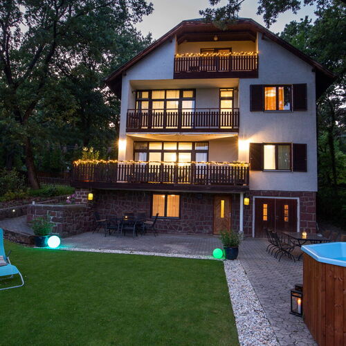 Fecskefészek Vendégház Balatonalmádi 