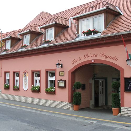 Oázis Apartmanház Balatonalmádi 