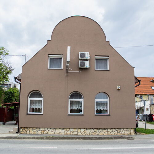 Fitt Magánszálláshely Sásd 