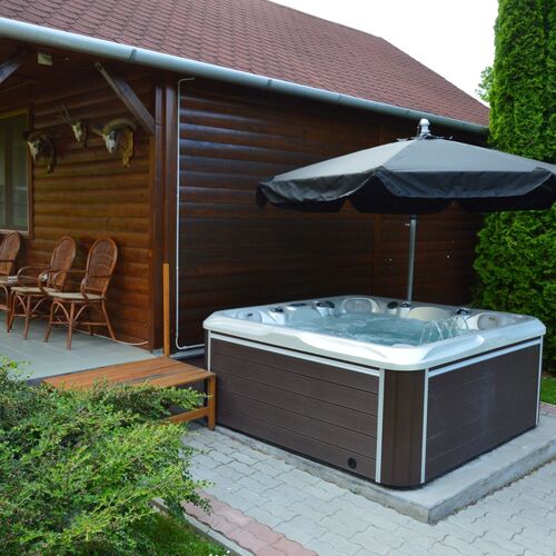 Flóra Apartman Parádsasvár 