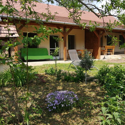 Flóra Apartmanok Kehidakustány 3 Flóra Apartmanok Kehidakustány