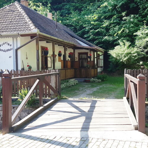 Flórika Vendégház Háromhuta 2 Flórika Vendégház Háromhuta