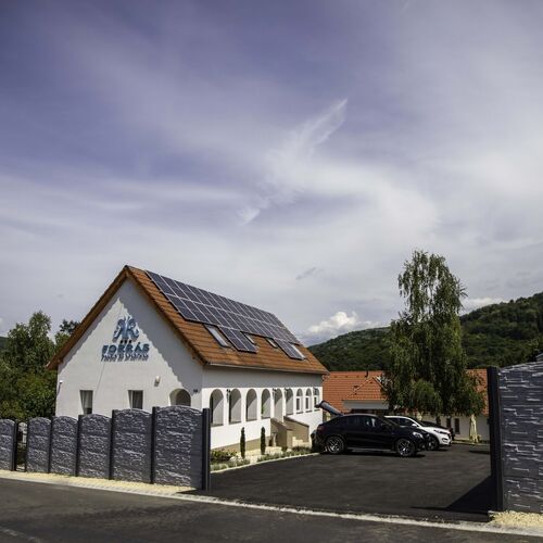 Forrás Panzió és Apartman Orfű 