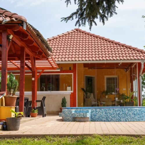 A Mesés Vendégház Tiszaug 