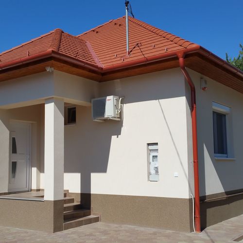 Tölgyfaodú Vendégház Bakonykúti 