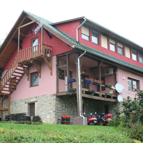 Gadányi Vendégház és Lovarda Komló 