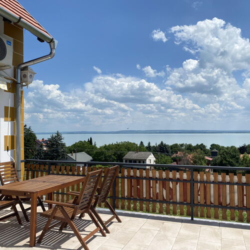 Georgina Panorámás Apartman - Bacchus Badacsony 