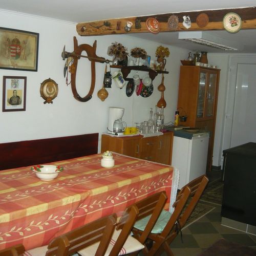 Körte Lak Pilisborosjenő 