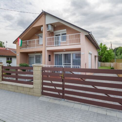 Gurdán Nyaraló Balatonmáriafürdő 