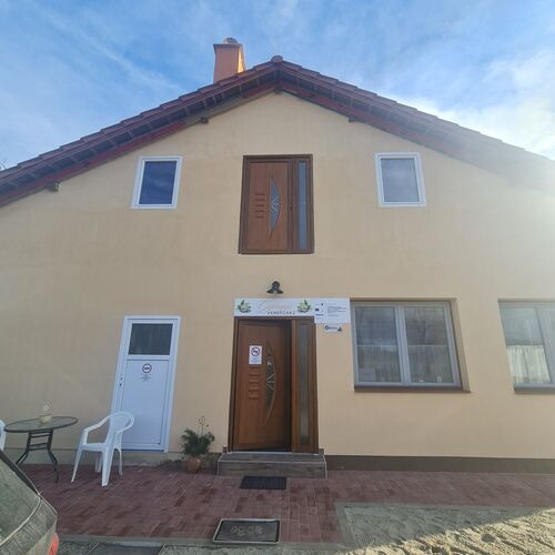 Gyöngyi Vendégház Jászszentlászló 