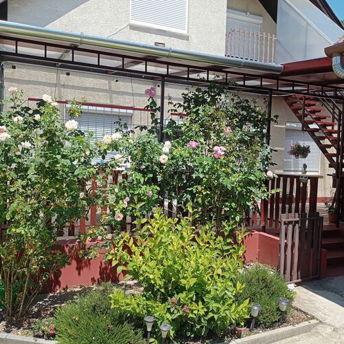 Györkös Vendégház Balatonszárszó 